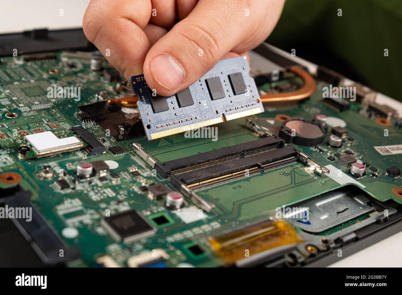 Computer home repair service technician in Agra